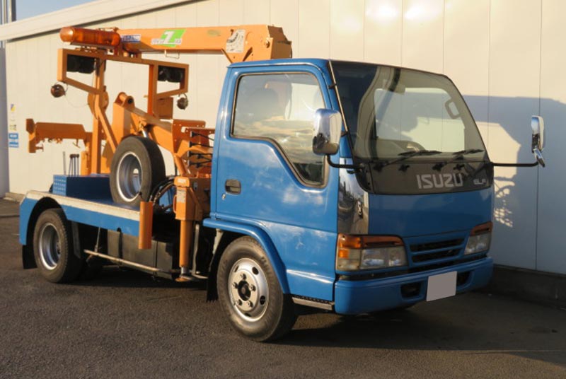 Isuzu Elf