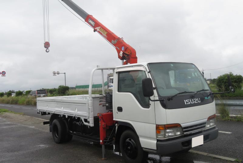 1999 Isuzu Elf Manual 4.6L White for Sale | USEDJAPANESTRUCKS.com