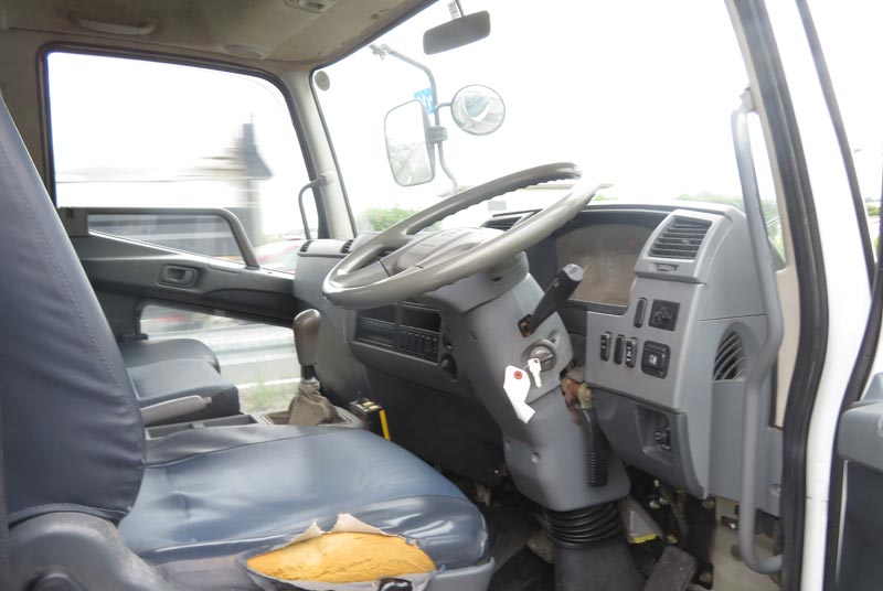 2006 Mitsubishi / Fuso Canter Stock No. 2058