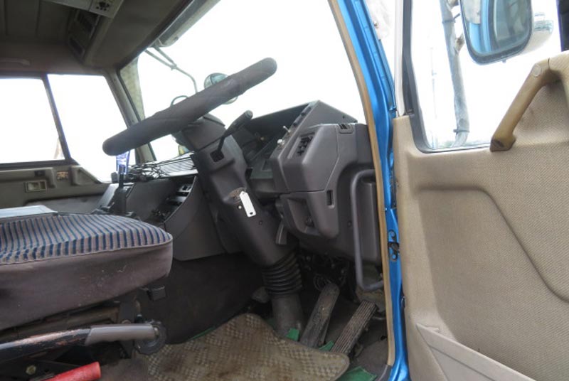 1992 Mitsubishi / Fuso Stock No. 2064